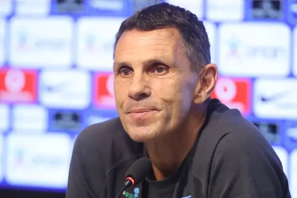 EXCLUSIVE: Gus Poyet Weighs In On Whether Chelsea Should Sign Osimhen or Gyokeres In January