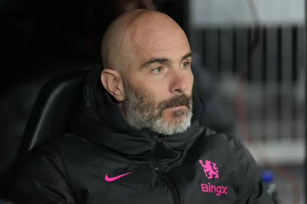 Enzo Maresca Says Chelsea Star “Could Do Better” Amid Man United Loan Agreement