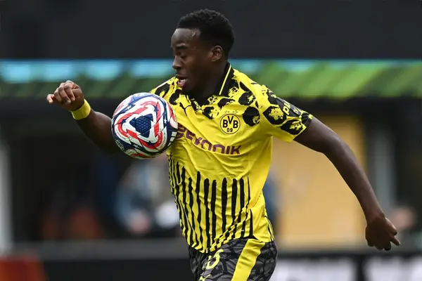 Chelsea Suffer Blow In Race For Gittens-Alternative As Liverpool And Nottingham Forest Declare Interest