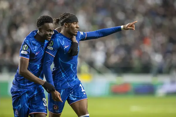 The Arsenal And Chelsea Swap Deal That Could See The Blues Signing Winger Who Is “Like Lionel Messi”