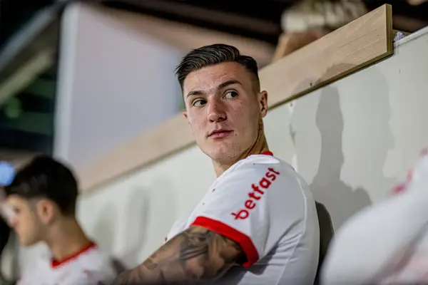 Chelsea Could Still Sign “Proper Number 9” That Arsenal Wanted But Deal Hinges On Jackson And Nkunku Exits