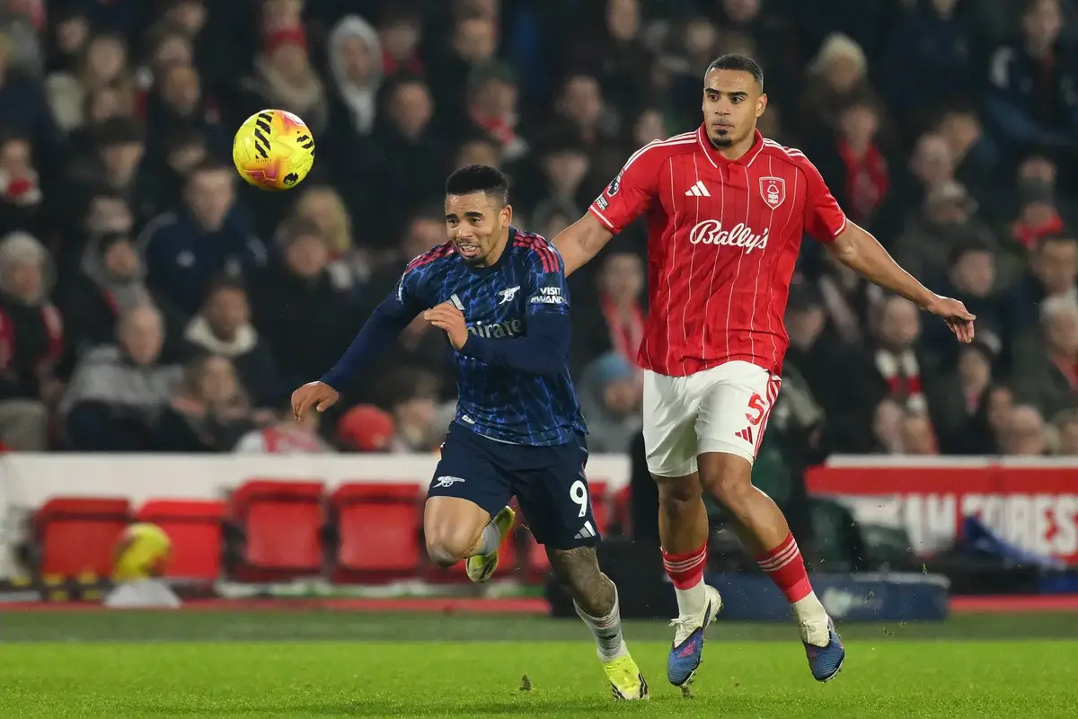 REPORT: Chelsea Lead Liverpool and Tottenham In Race To Sign £70m Premier League Centre-Back