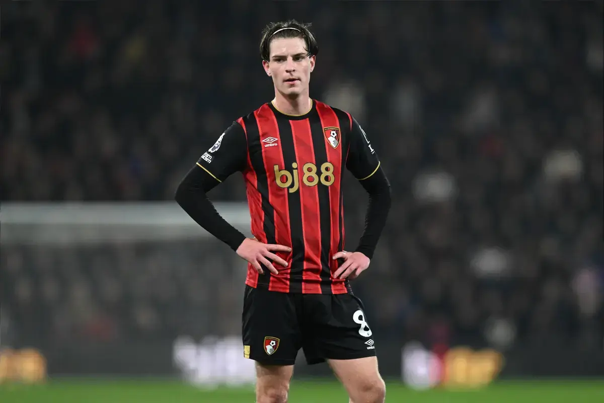 ‘Perfect Replacement for Enzo’ ‘Another Gallagher’ Chelsea Fans Discuss Interest In £50M Rated Midfielder
