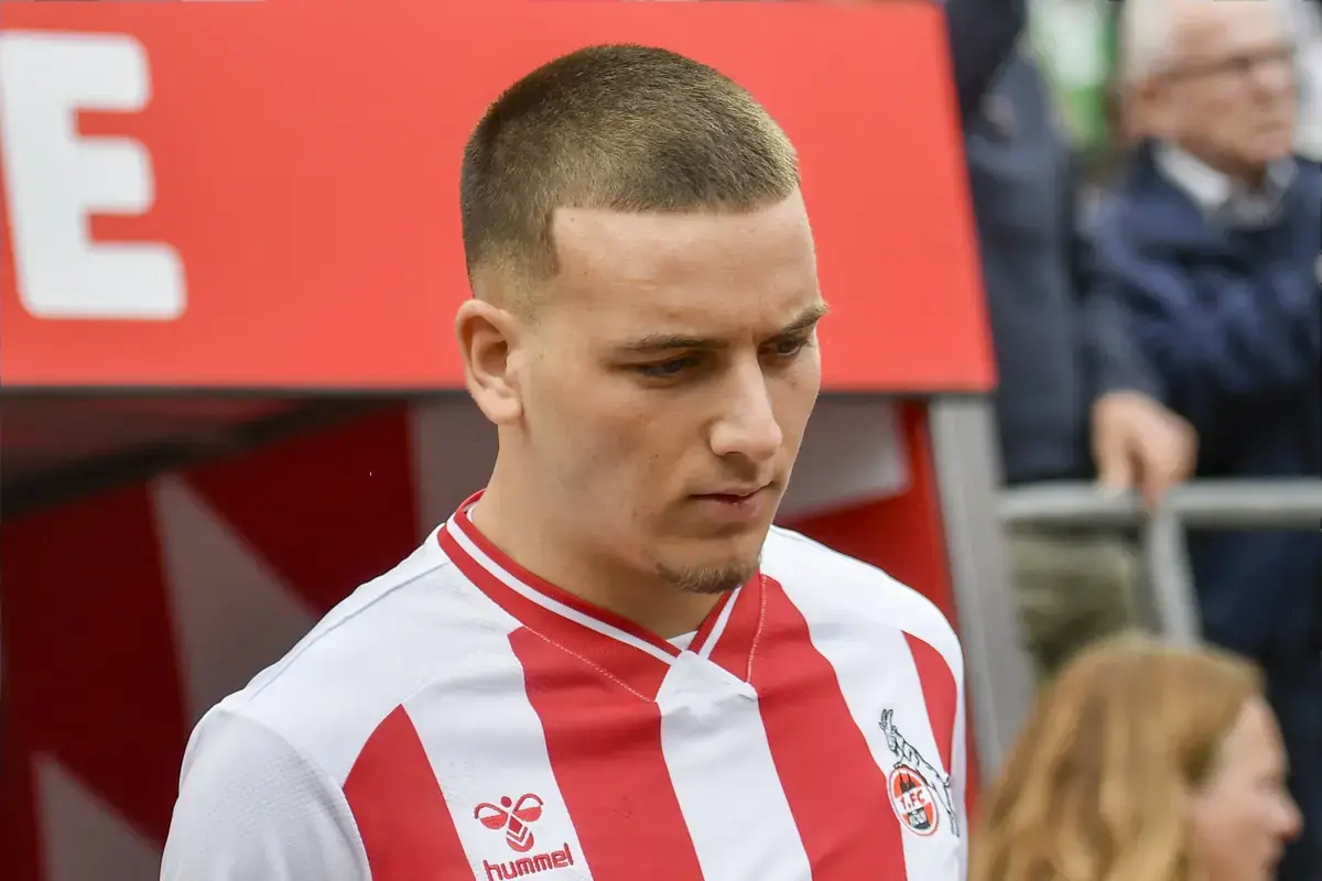 Chelsea Told They “Still Have A Chance” Of Signing £43.5M Rated Bundesliga Wonderkid Despite “Offer” From PL Rival