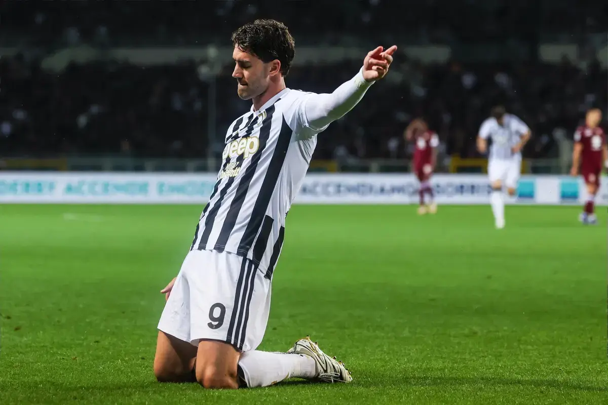 120 Goal Striker ‘Spotted’ In London Amid Speculation Over Free Transfer Switch To Chelsea