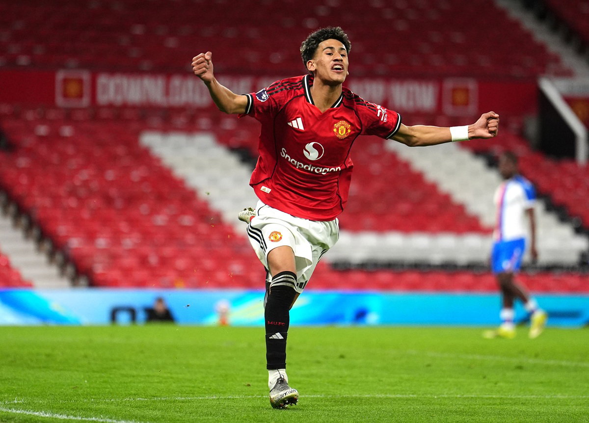 Chelsea Are ‘Leading’ Race To Sign Man Utd Wonderkid But They Could Still Miss Out On Him For One Key Reason